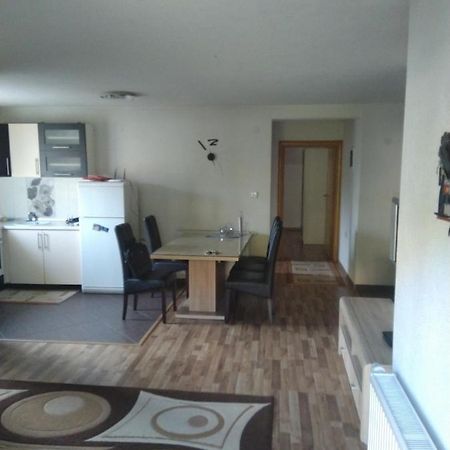 Apartman Royal Apartment Zenica Bagian luar foto