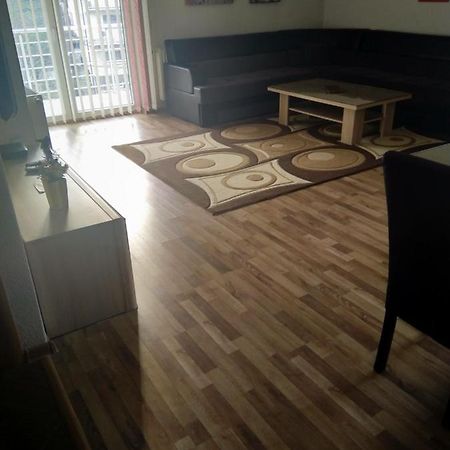 Apartman Royal Apartment Zenica Bagian luar foto